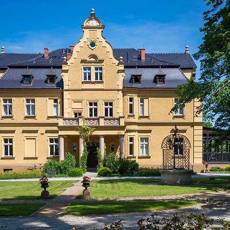 Palac Gruszow Świdnica Εξωτερικό φωτογραφία