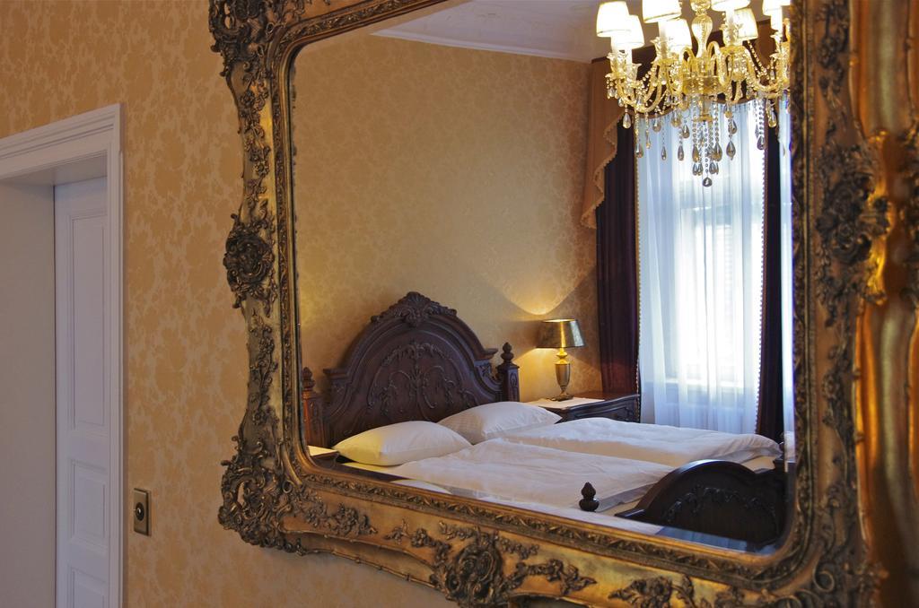 Palac Gruszow Świdnica Δωμάτιο φωτογραφία