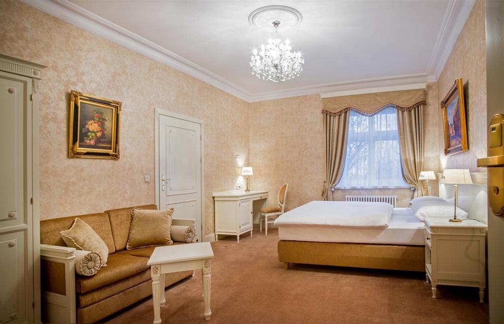 Palac Gruszow Świdnica Εξωτερικό φωτογραφία