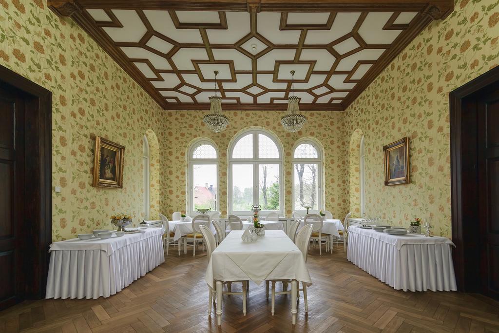 Palac Gruszow Świdnica Εξωτερικό φωτογραφία