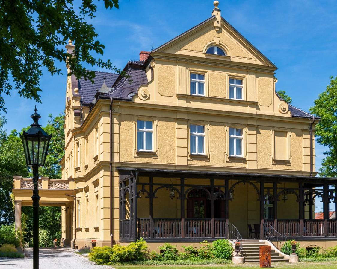 Palac Gruszow Świdnica Εξωτερικό φωτογραφία