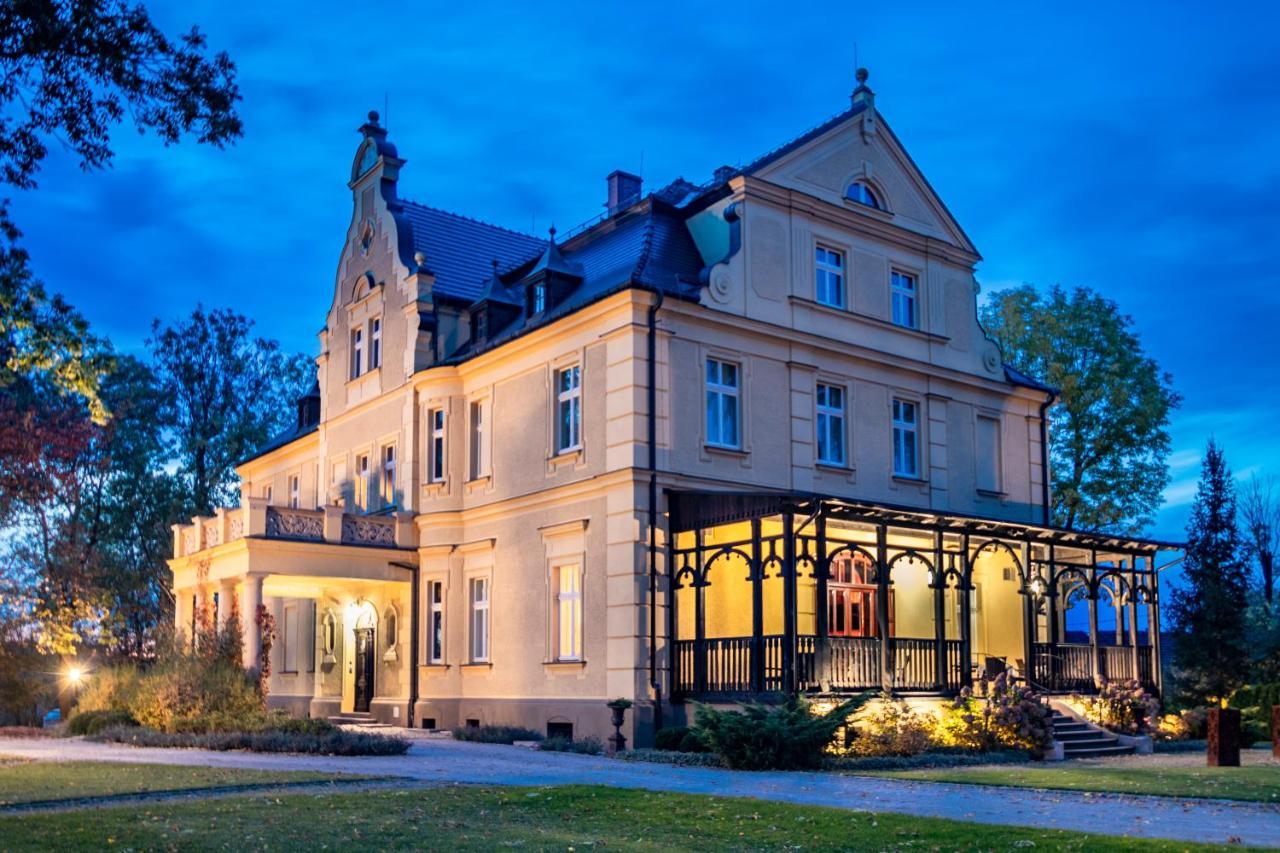 Palac Gruszow Świdnica Εξωτερικό φωτογραφία