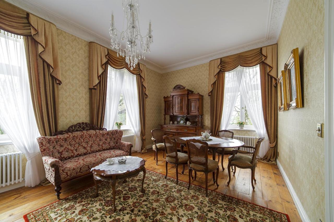 Palac Gruszow Świdnica Εξωτερικό φωτογραφία